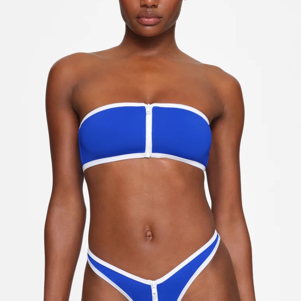 SKIMS Sporty Zipper Swim Bandeau Bikini Top